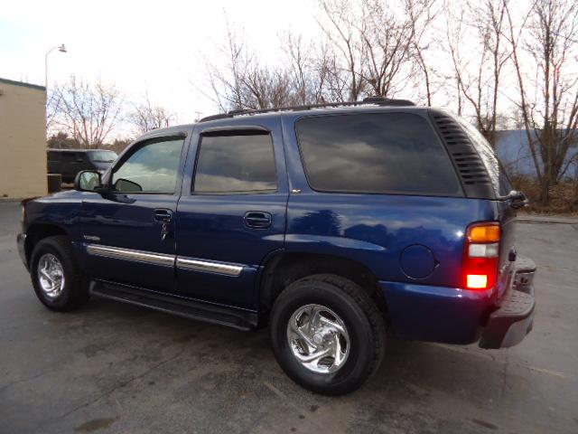 2003 GMC Yukon Autobahn