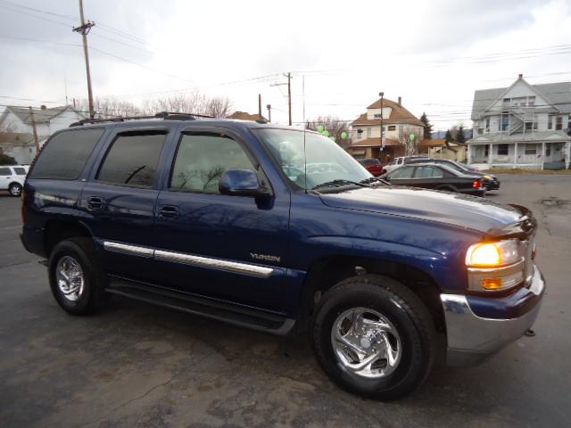 2003 GMC Yukon Autobahn