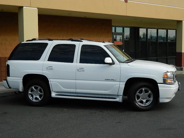 2003 GMC Yukon EX Sedan 4D