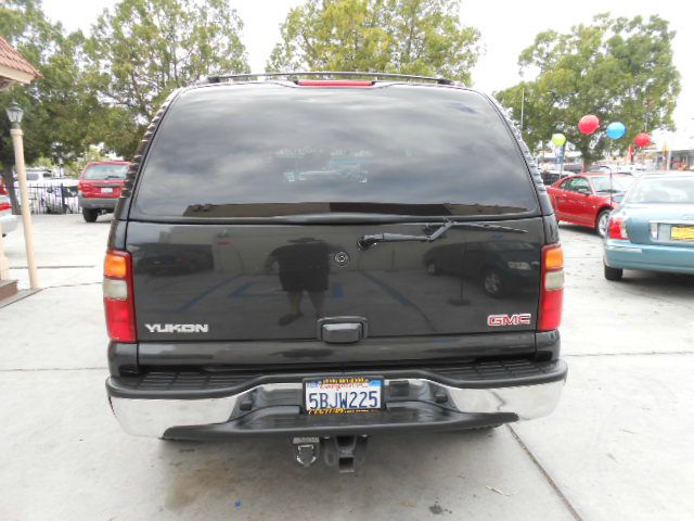 2003 GMC Yukon 4wd