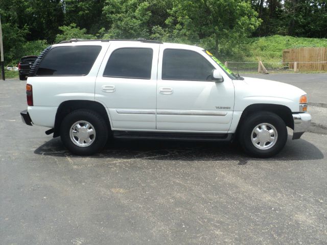 2003 GMC Yukon Ram 3500 Diesel 2-WD