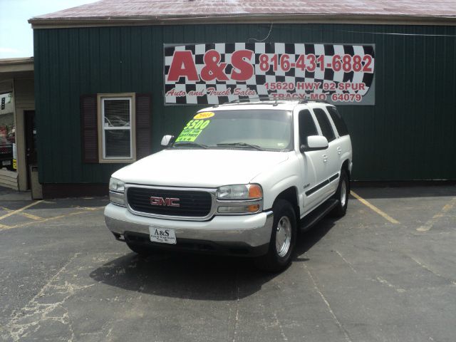 2003 GMC Yukon Ram 3500 Diesel 2-WD