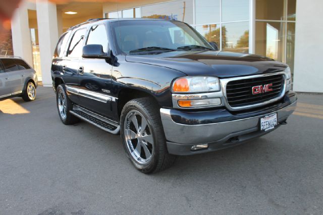 2003 GMC Yukon Ram 3500 Diesel 2-WD