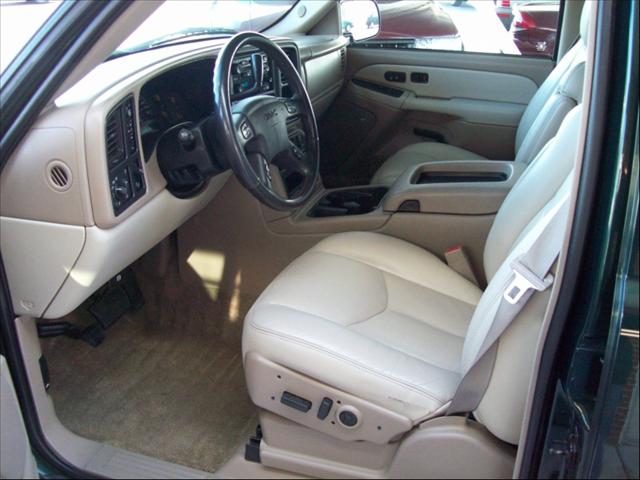 2003 GMC Yukon SLT