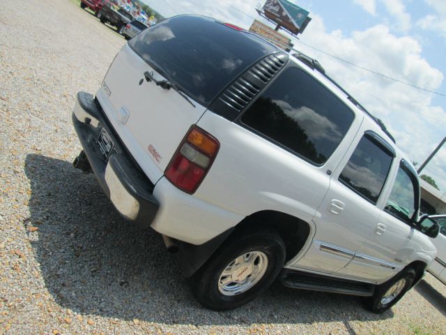 2003 GMC Yukon Ram 3500 Diesel 2-WD