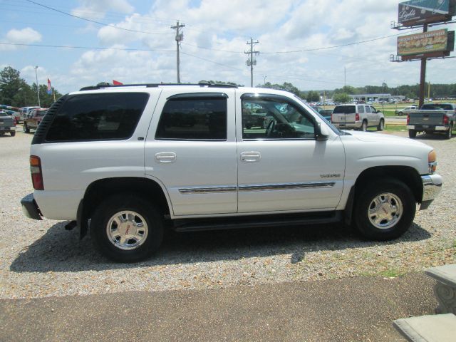 2003 GMC Yukon Ram 3500 Diesel 2-WD