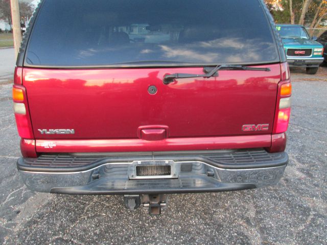 2003 GMC Yukon Ram 3500 Diesel 2-WD