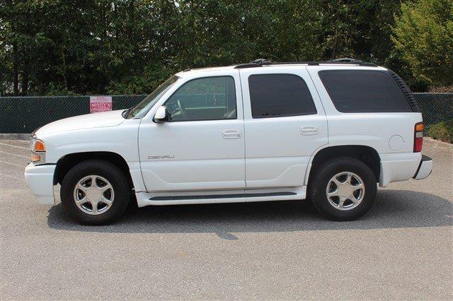 2004 GMC Yukon Unknown