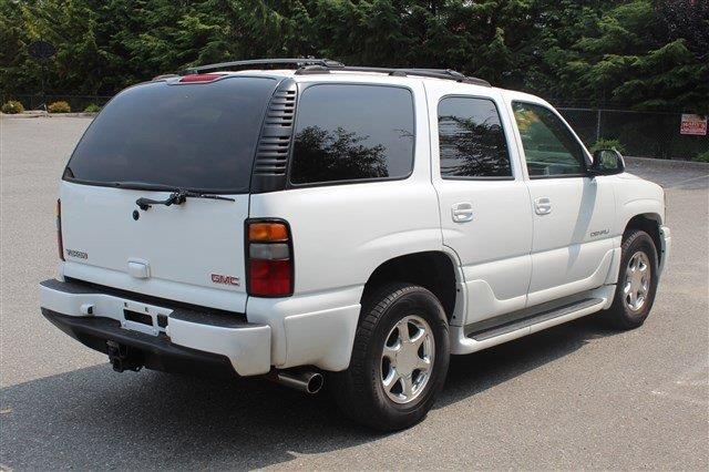 2004 GMC Yukon Unknown