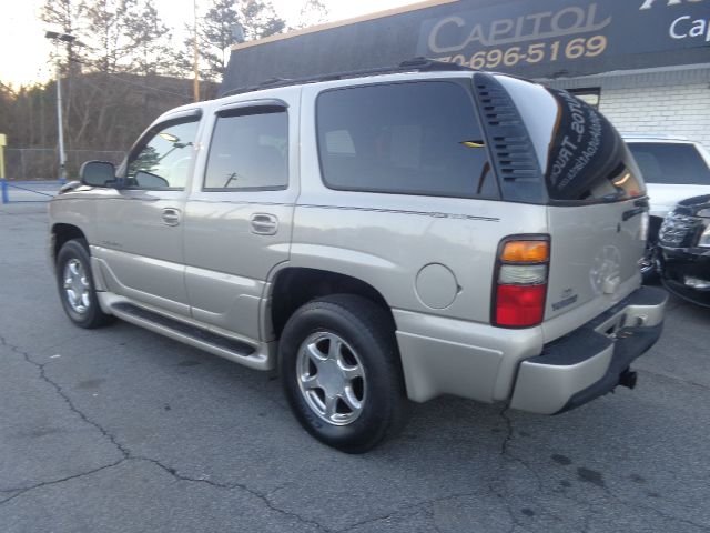 2004 GMC Yukon Base