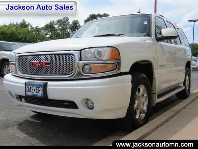 2004 GMC Yukon Unknown