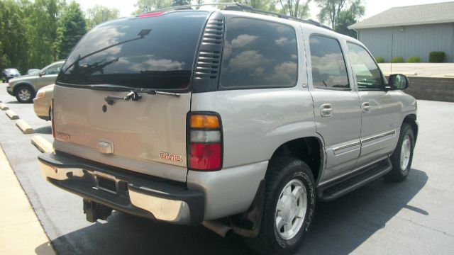 2004 GMC Yukon CREW CAB XLT Diesel