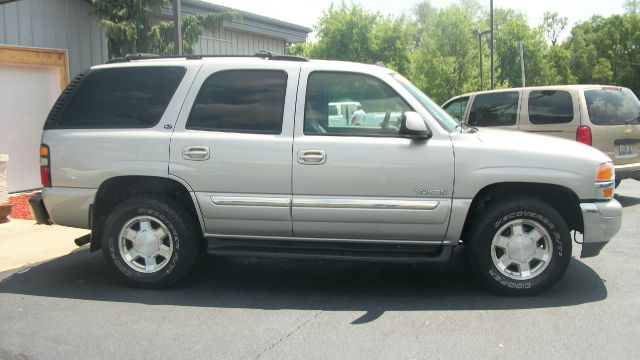 2004 GMC Yukon CREW CAB XLT Diesel