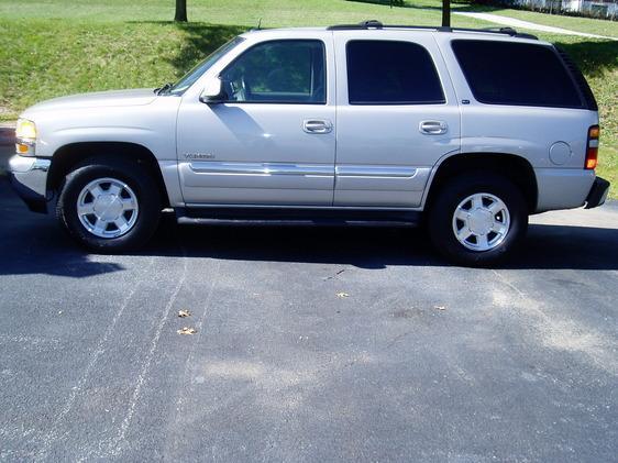 2004 GMC Yukon Ram 3500 Diesel 2-WD