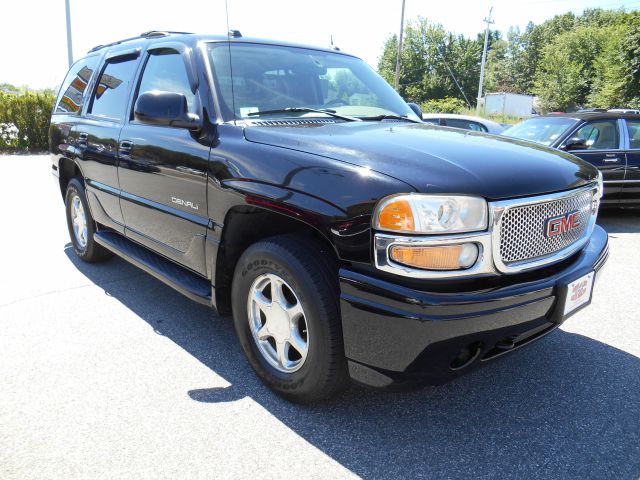 2004 GMC Yukon Base