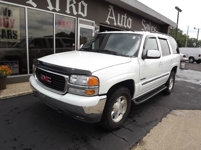 2004 GMC Yukon Ram 3500 Diesel 2-WD