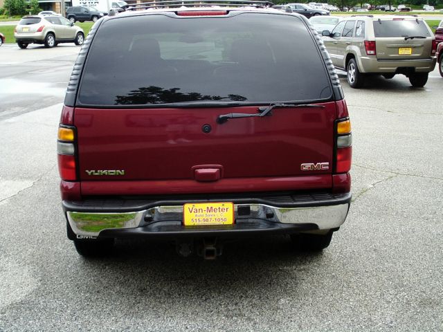 2004 GMC Yukon Ram 3500 Diesel 2-WD