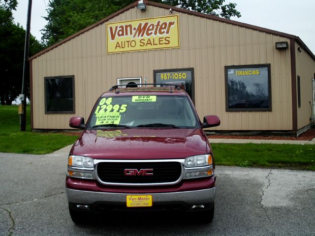 2004 GMC Yukon Ram 3500 Diesel 2-WD