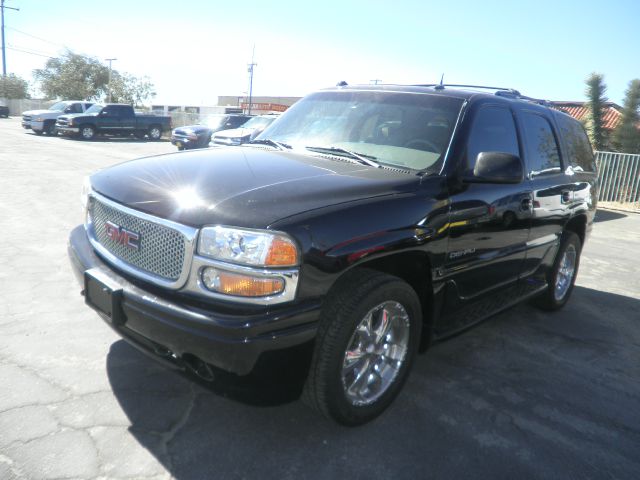 2004 GMC Yukon Base