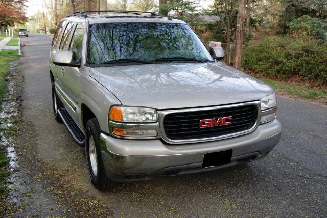 2004 GMC Yukon Touring W/nav.sys