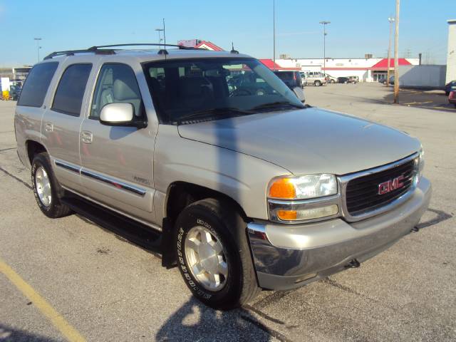 2004 GMC Yukon LS S