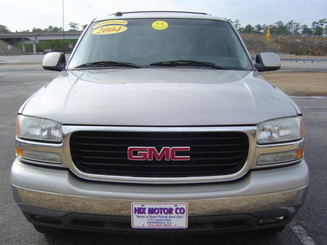 2004 GMC Yukon SLT