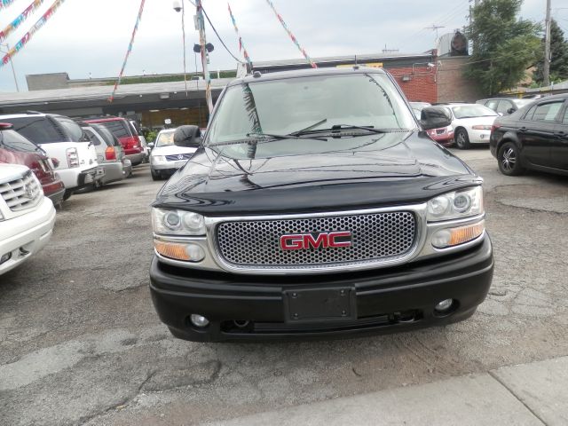 2004 GMC Yukon EX Sedan 4D