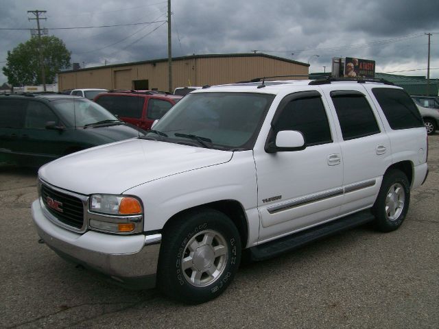 2004 GMC Yukon Ram 3500 Diesel 2-WD