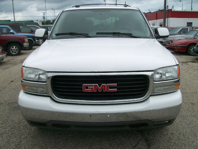 2004 GMC Yukon Ram 3500 Diesel 2-WD