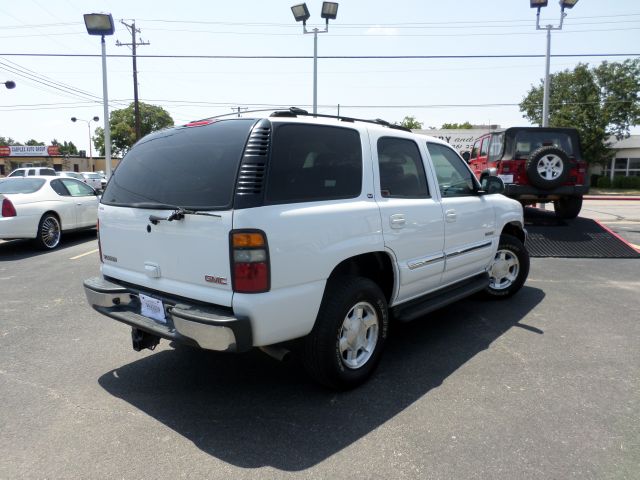 2004 GMC Yukon 4wd