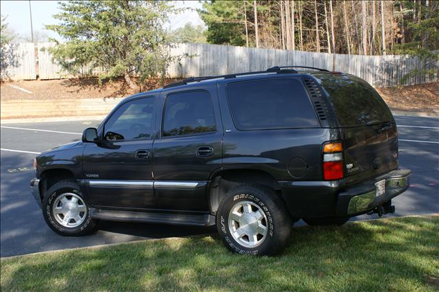 2004 GMC Yukon SLT