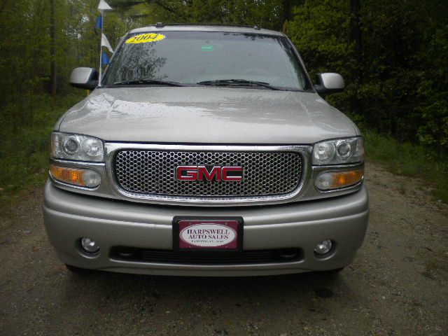 2004 GMC Yukon EX Sedan 4D