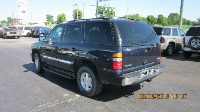 2004 GMC Yukon Ram 3500 Diesel 2-WD