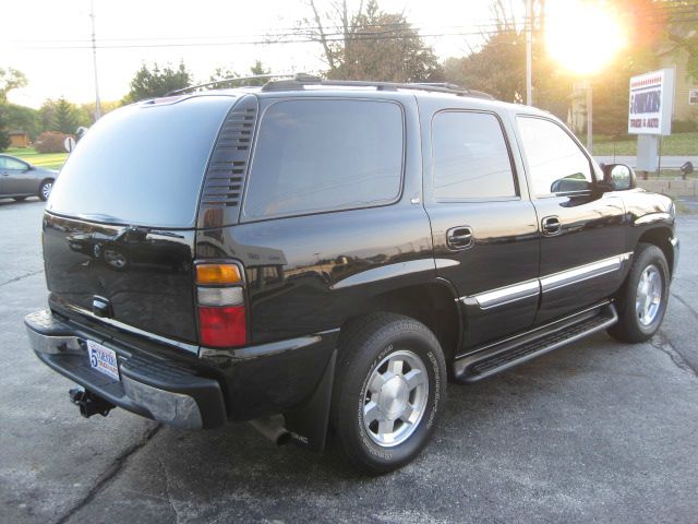 2004 GMC Yukon Ram 3500 Diesel 2-WD