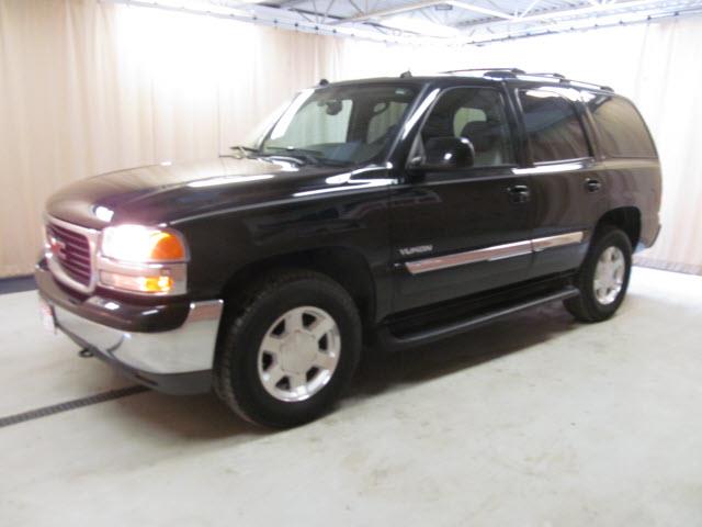 2004 GMC Yukon SLT