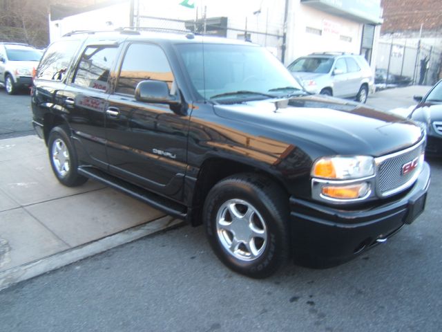 2004 GMC Yukon Base