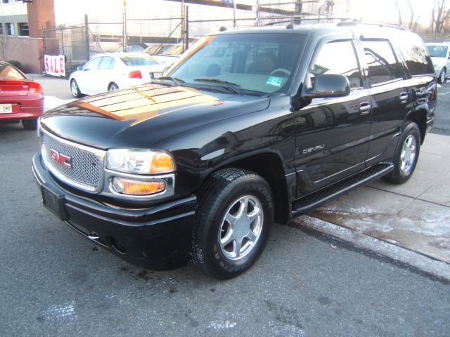 2004 GMC Yukon Base