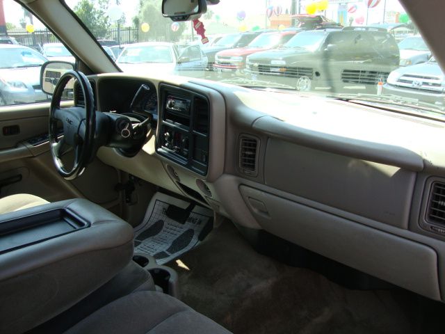 2004 GMC Yukon 4wd