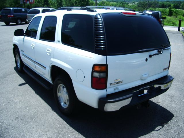 2004 GMC Yukon GT Premium