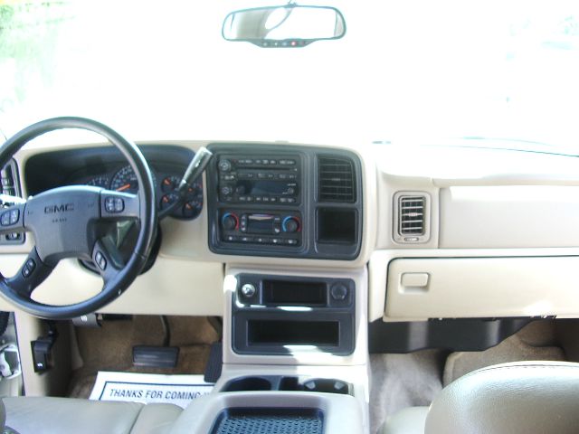 2004 GMC Yukon GT Premium