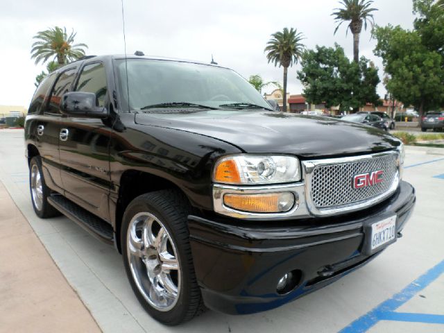 2004 GMC Yukon Base