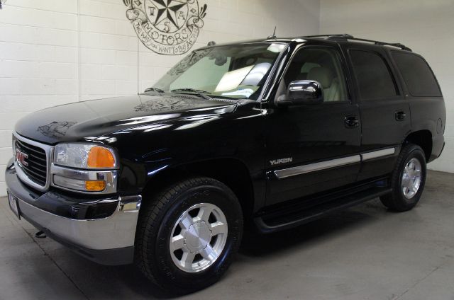 2004 GMC Yukon Super