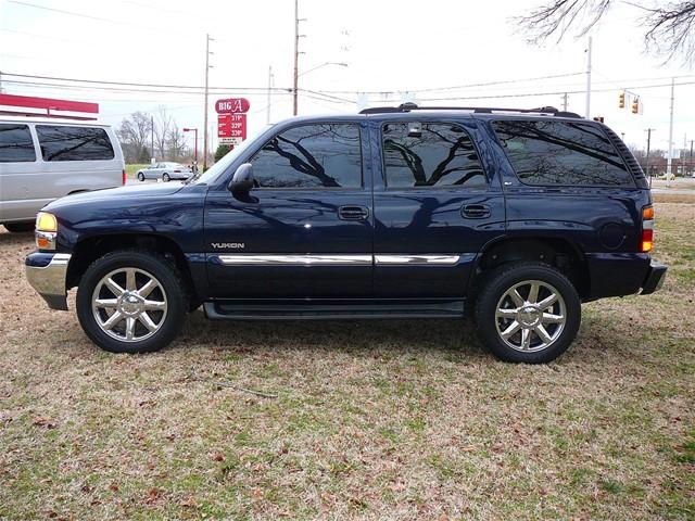 2004 GMC Yukon SLT