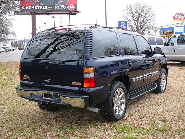 2004 GMC Yukon SLT