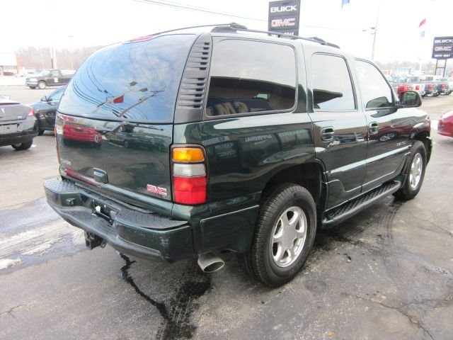 2004 GMC Yukon S. Duty Xlcrew Cab 12stake