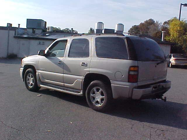 2004 GMC Yukon Unknown