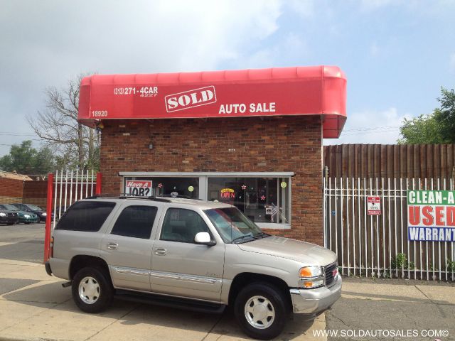 2004 GMC Yukon Ram 3500 Diesel 2-WD