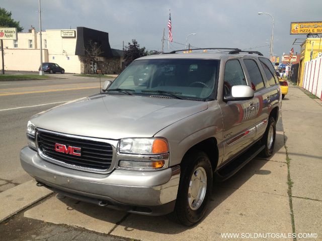 2004 GMC Yukon Ram 3500 Diesel 2-WD