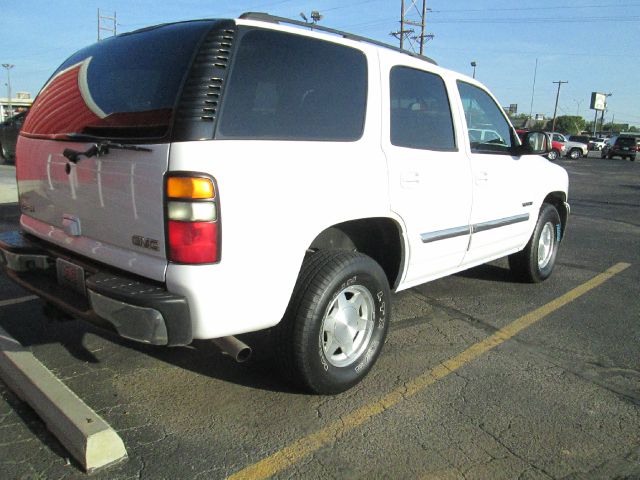 2004 GMC Yukon Ram 3500 Diesel 2-WD