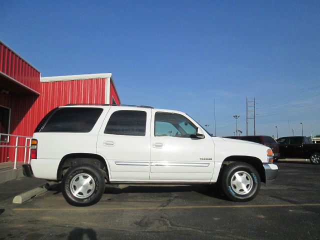 2004 GMC Yukon Ram 3500 Diesel 2-WD